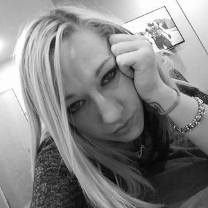 Meet your Posher, Desiree